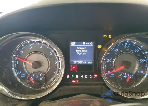 2011 Chrysler Town & Country Touring from USA, damaged, VIN 2A4RR5DG8BR727343